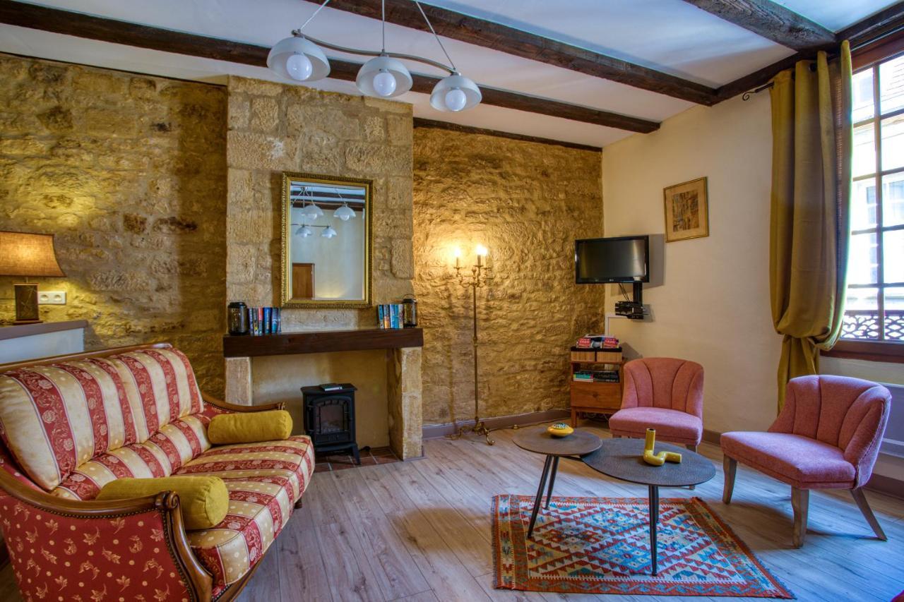 Les Flamboyants Lägenhet Sarlat-la-Canéda Exteriör bild