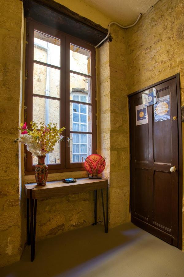 Les Flamboyants Lägenhet Sarlat-la-Canéda Exteriör bild