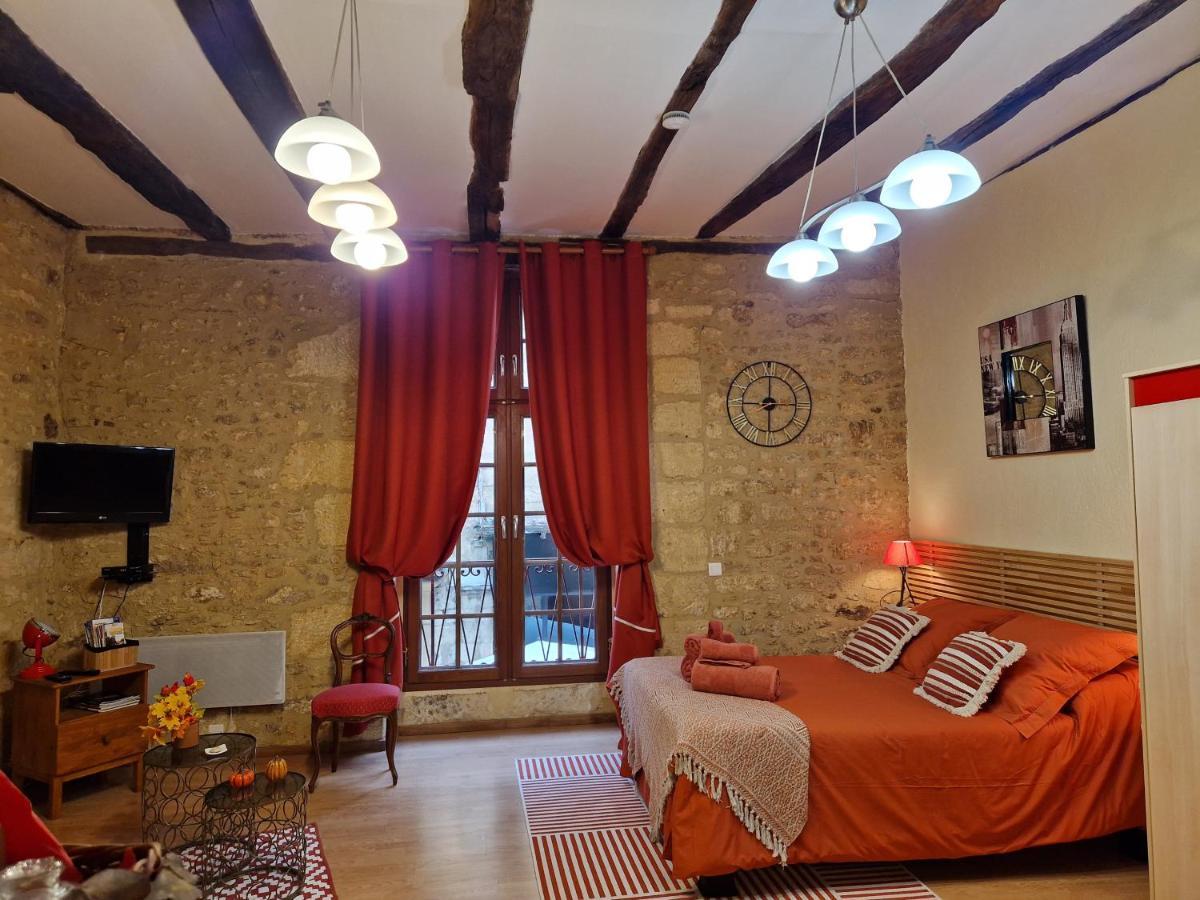 Les Flamboyants Lägenhet Sarlat-la-Canéda Exteriör bild